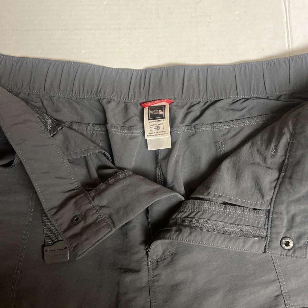 The North Face Men's Short Court Convertible Nylon Hiking Pants Gray XL 40x29